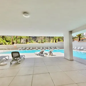 estudio-cntrico-cerca-de-la-playa-con-vistas-al-mar-y.in-canary-islands.com/